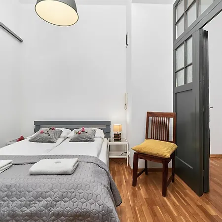 Wroclaw Old Town View Apartments By Renters Lägenhet *